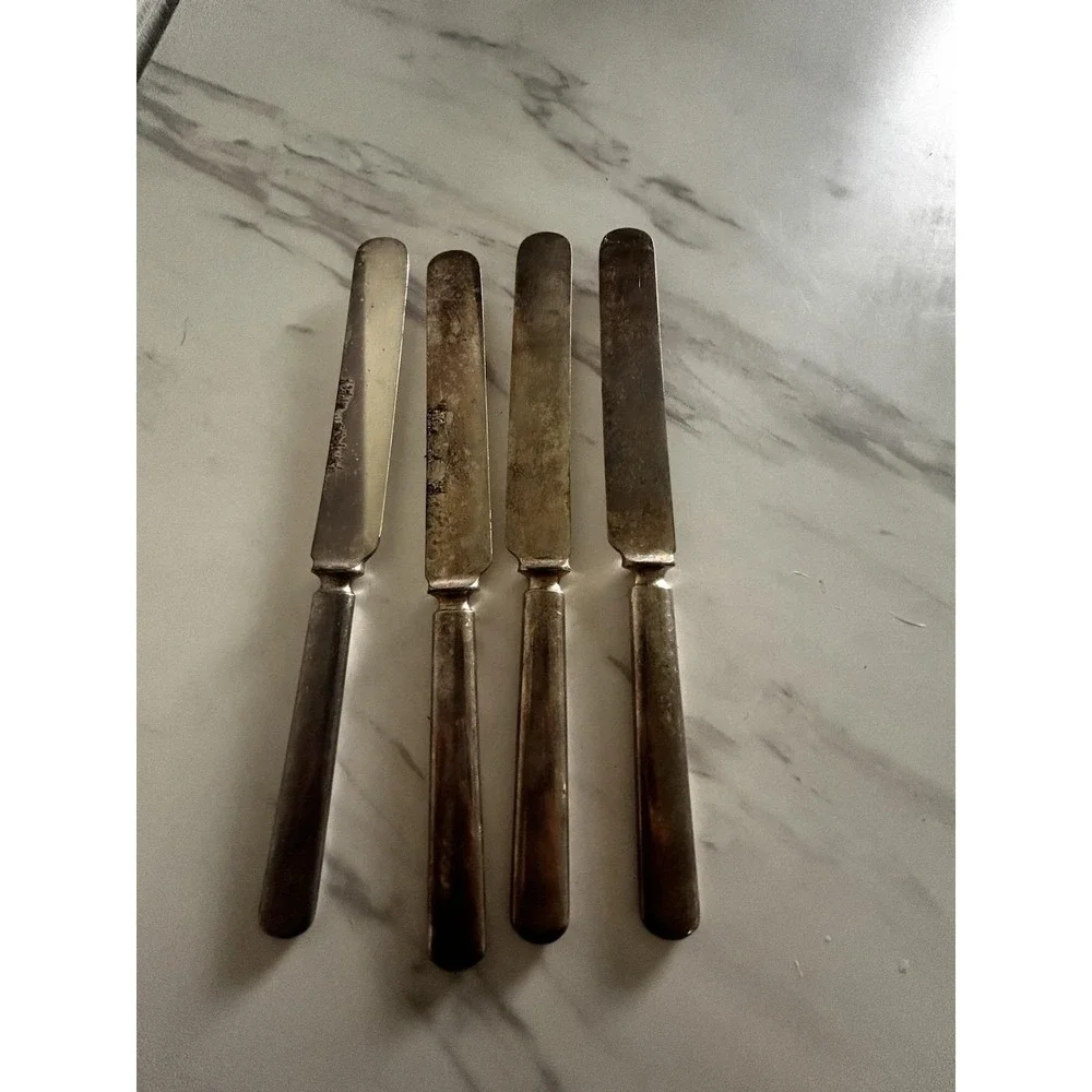 Antique 1847 Rogers Bros Warranted 12 DWT Silverplate Knives Lot of 4 BxA